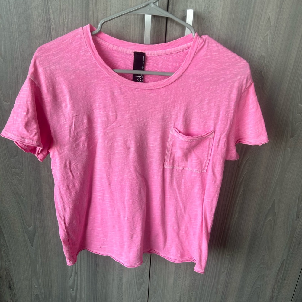 Cropped Tee